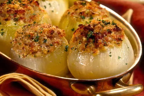 Cipolle ripiene di tonno
