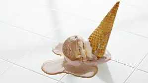 Cade il cibo a terra: lo raccolgo?