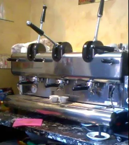 caffè al bar quanto segreti che Zena a toua ora vi spiega