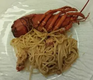Lillo a Voltri, Piatto di linguine con aragosta da Lillo a Voltri