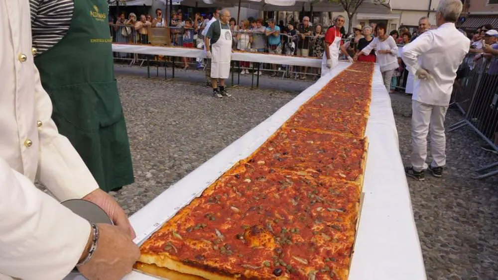 sardenaira da record, pizza ligure,
