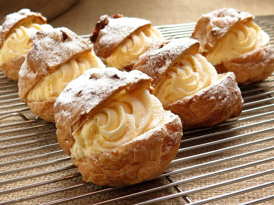 CAVOLINI CON LA PANNA