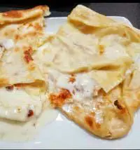 focaccia al formaggio con la prescinseua