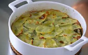 acciughe e patate in tegame