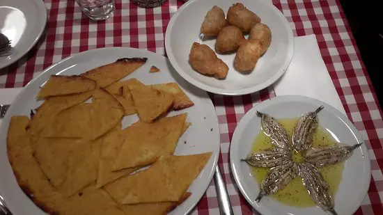 Vegia Òstàia Da o Pöulu