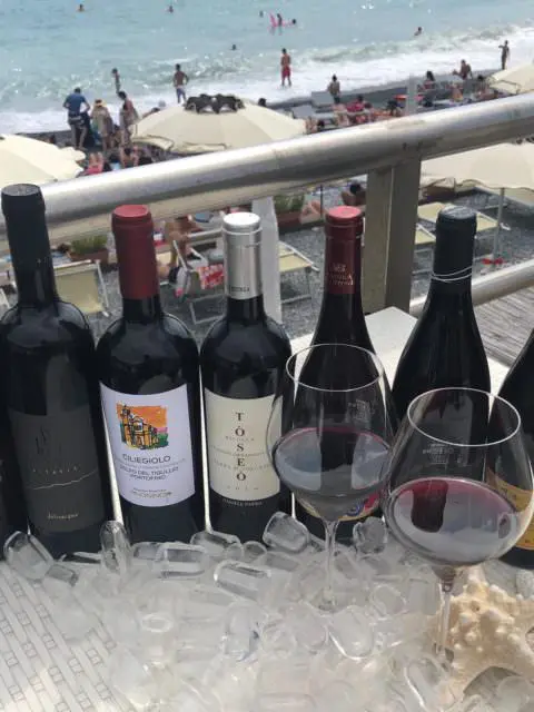 vino rosso freddo
