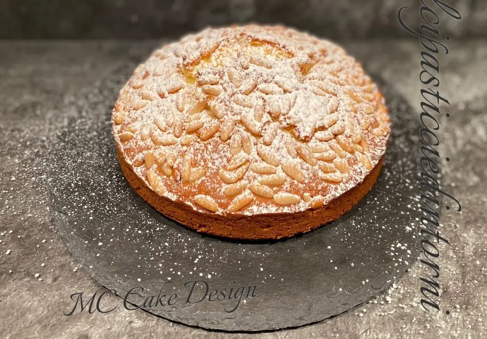 torta pinolata