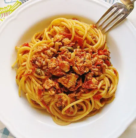 spaghetti al sugo di palamita