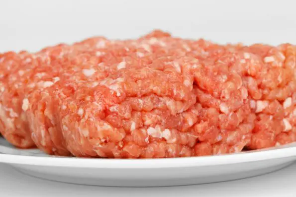 sugo di carne e piselli