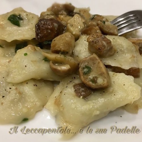 ravioli carciofi e prescinseua