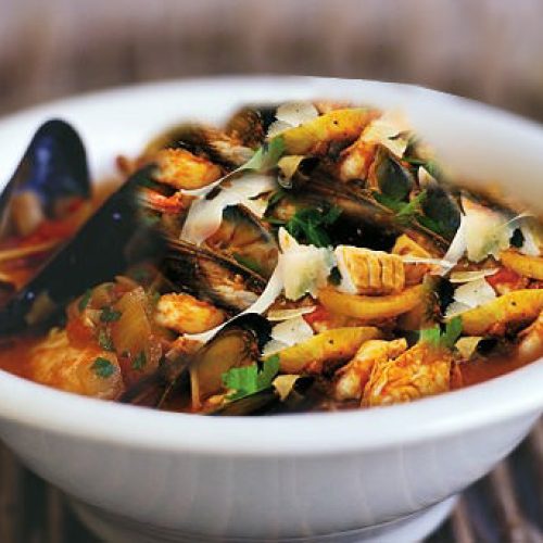 Pesci: La zuppa di pesce è una specialità genovese tra le più raffinate
